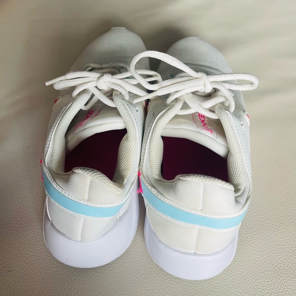 Nike Legend Essential 2 - Picture 5 of 8